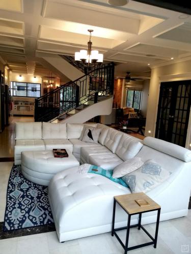 Poblado_Penthouse_Medellin_Apartment_008