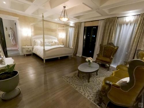 Poblado_Penthouse_Medellin_Apartment_053