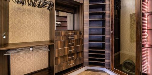 Poblado_Penthouse_Medellin_Apartment_058b