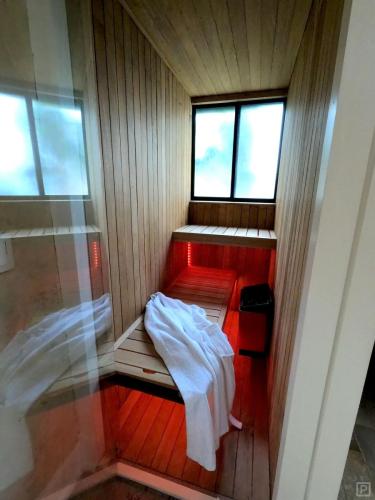 Poblado_Penthouse_Medellin_Apartment_066